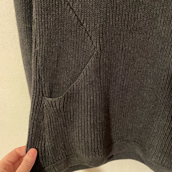 𝅺Lululemon The Better Heathered grey sweater - Picture 3 of 4